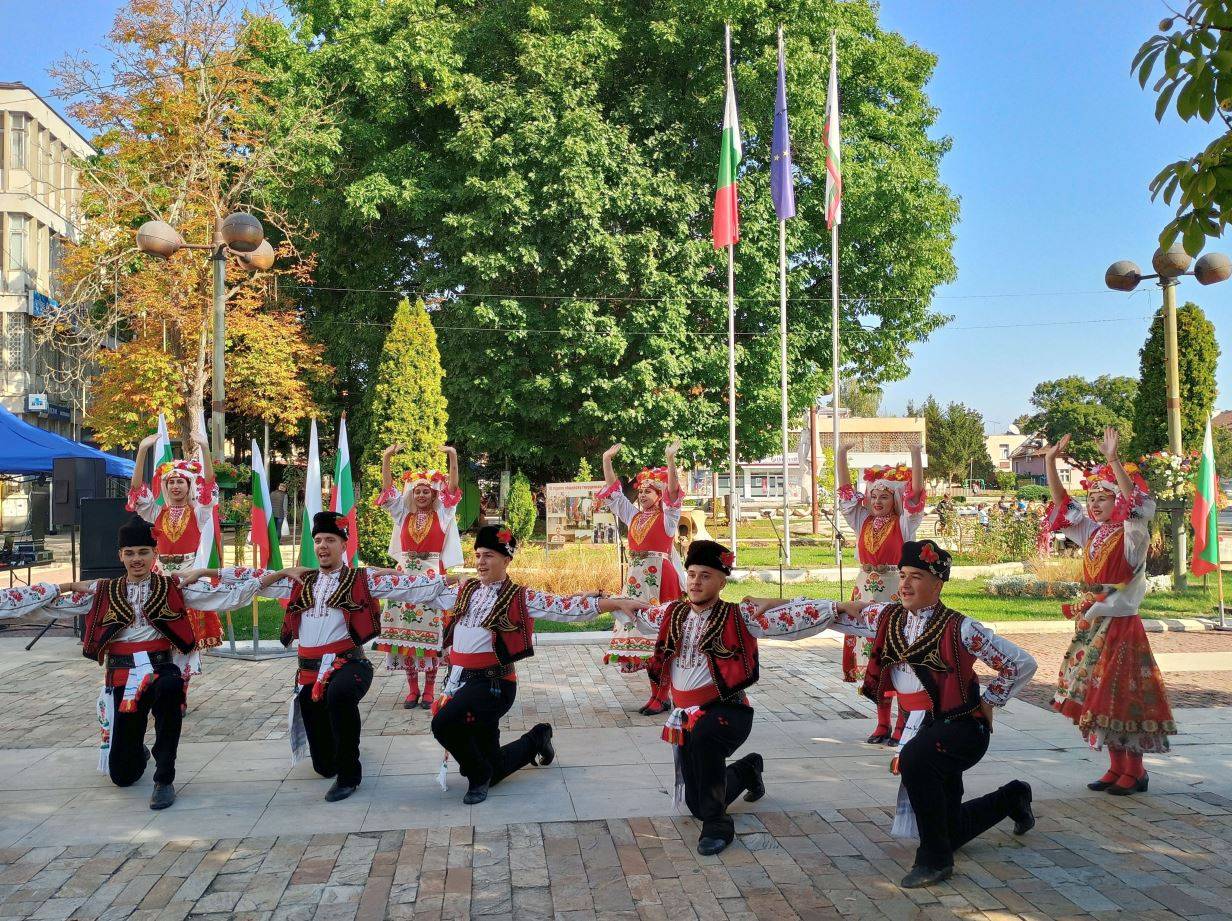 Ансамбъл 